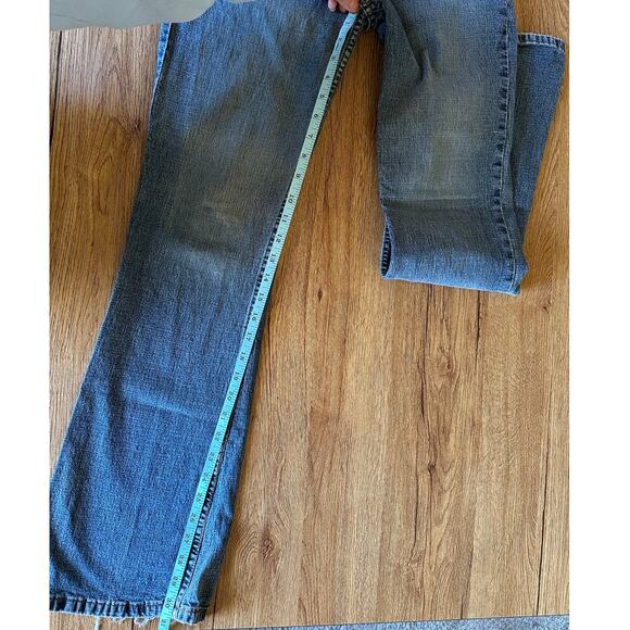 l.e.i. Vtg Low Rise Flare Jeans Size 5 - Picture 8 of 9